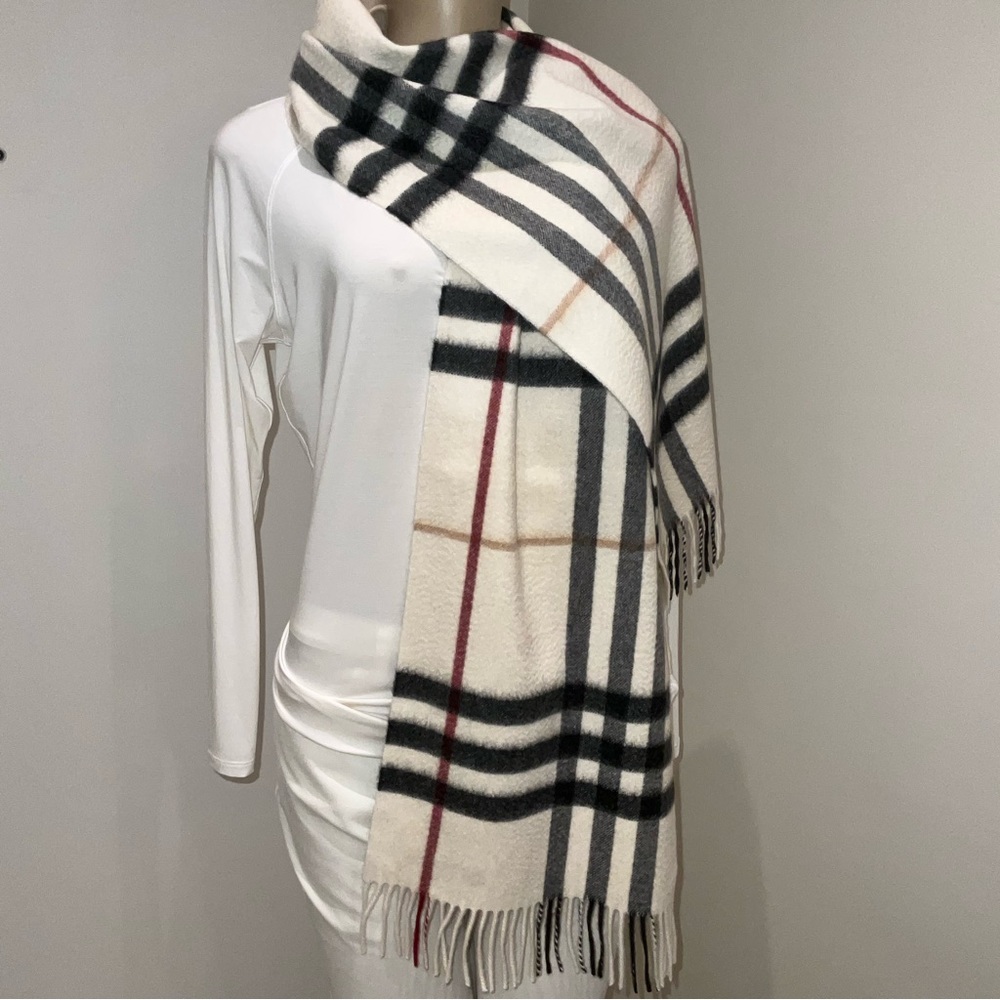 BURBERRY CASHMERE IVORY CHECK SCARF